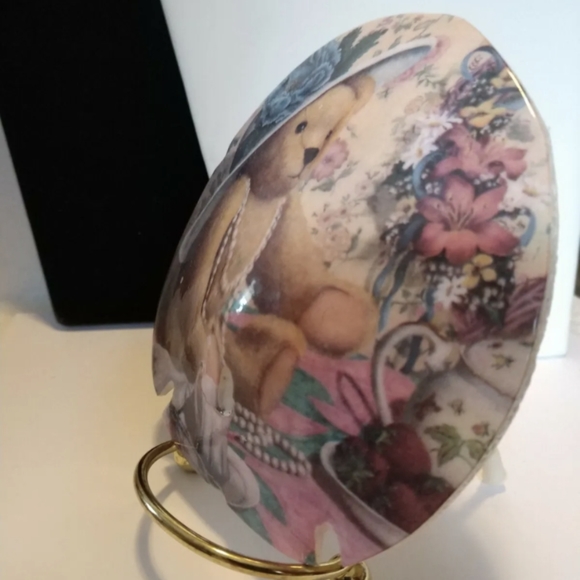 Sand Dollar Shell Bear Art Collectible - Picture 6 of 8